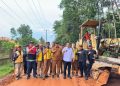 Pastikan Peningkatan Jalan Lancar, Bupati Banyuasin Tinjau Jalan Rambutan Mendal Mendil